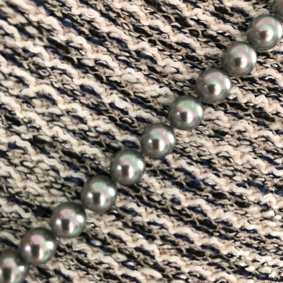 Simulated Black Pearls - Picture 3 of 6